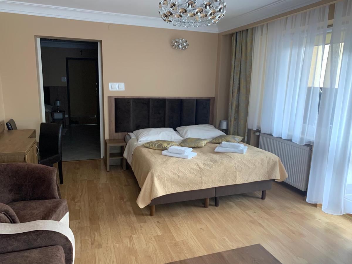 Stratos Bed & Breakfast Леба Екстериор снимка
