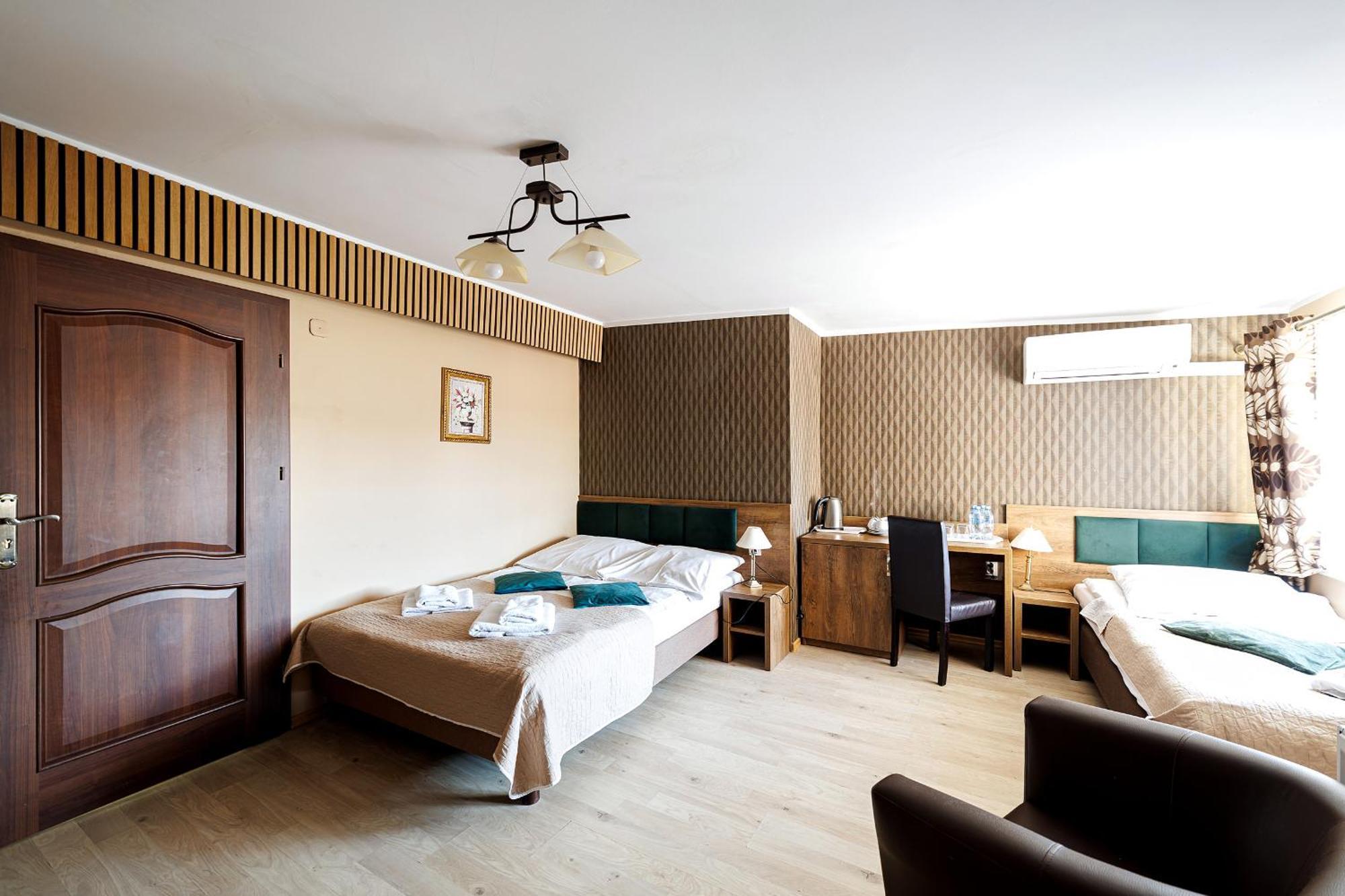 Stratos Bed & Breakfast Леба Екстериор снимка