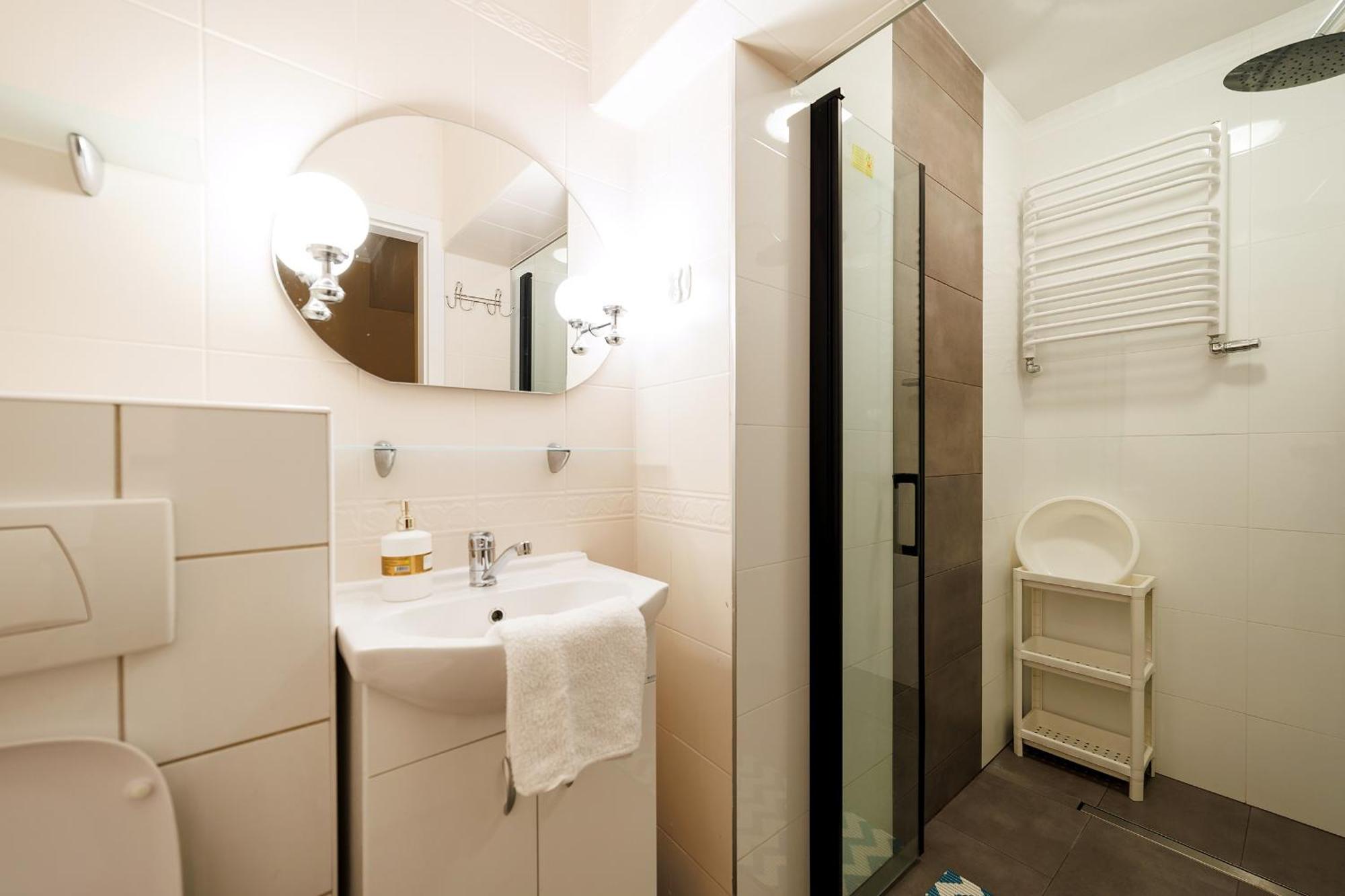 Stratos Bed & Breakfast Леба Екстериор снимка