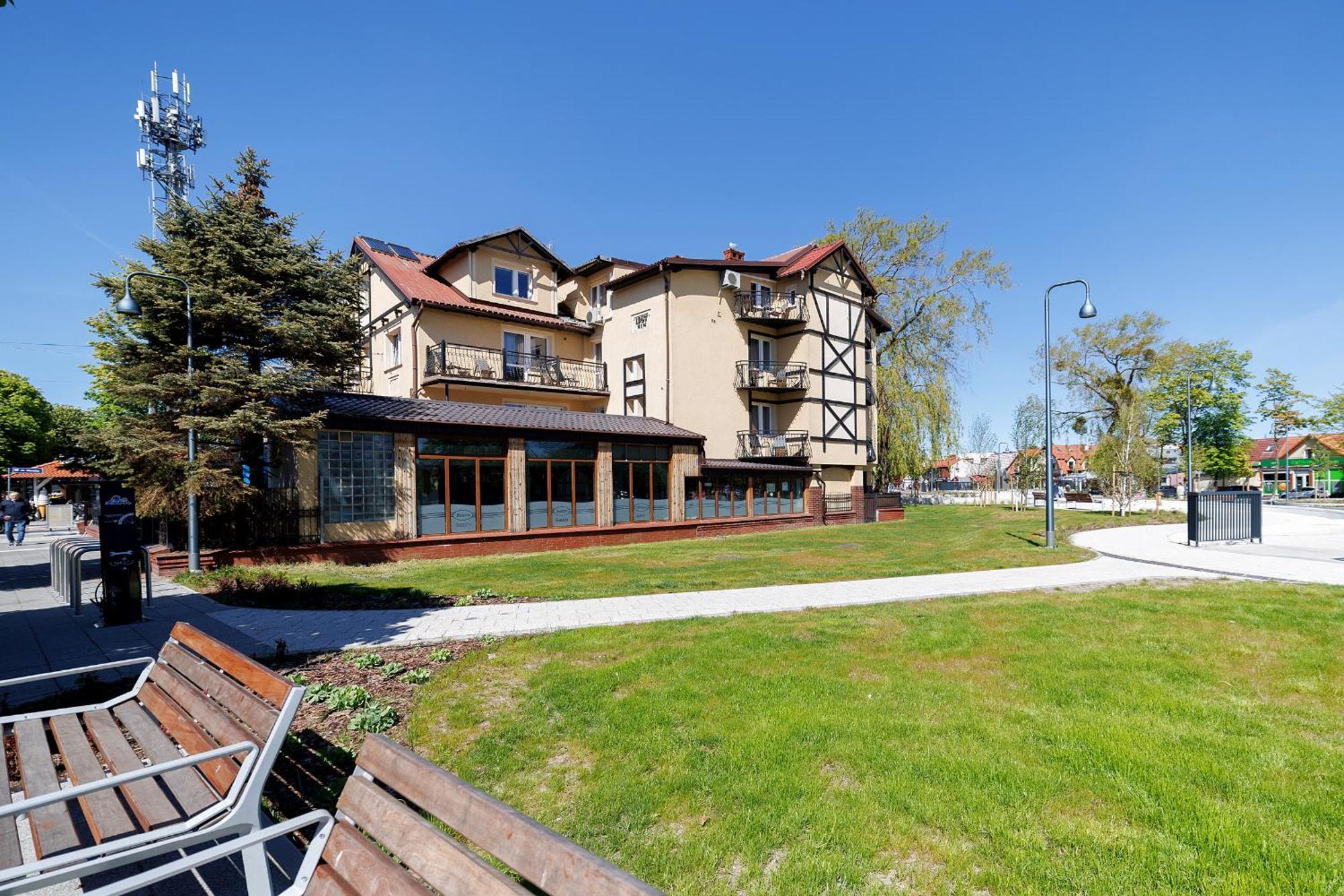 Stratos Bed & Breakfast Леба Екстериор снимка