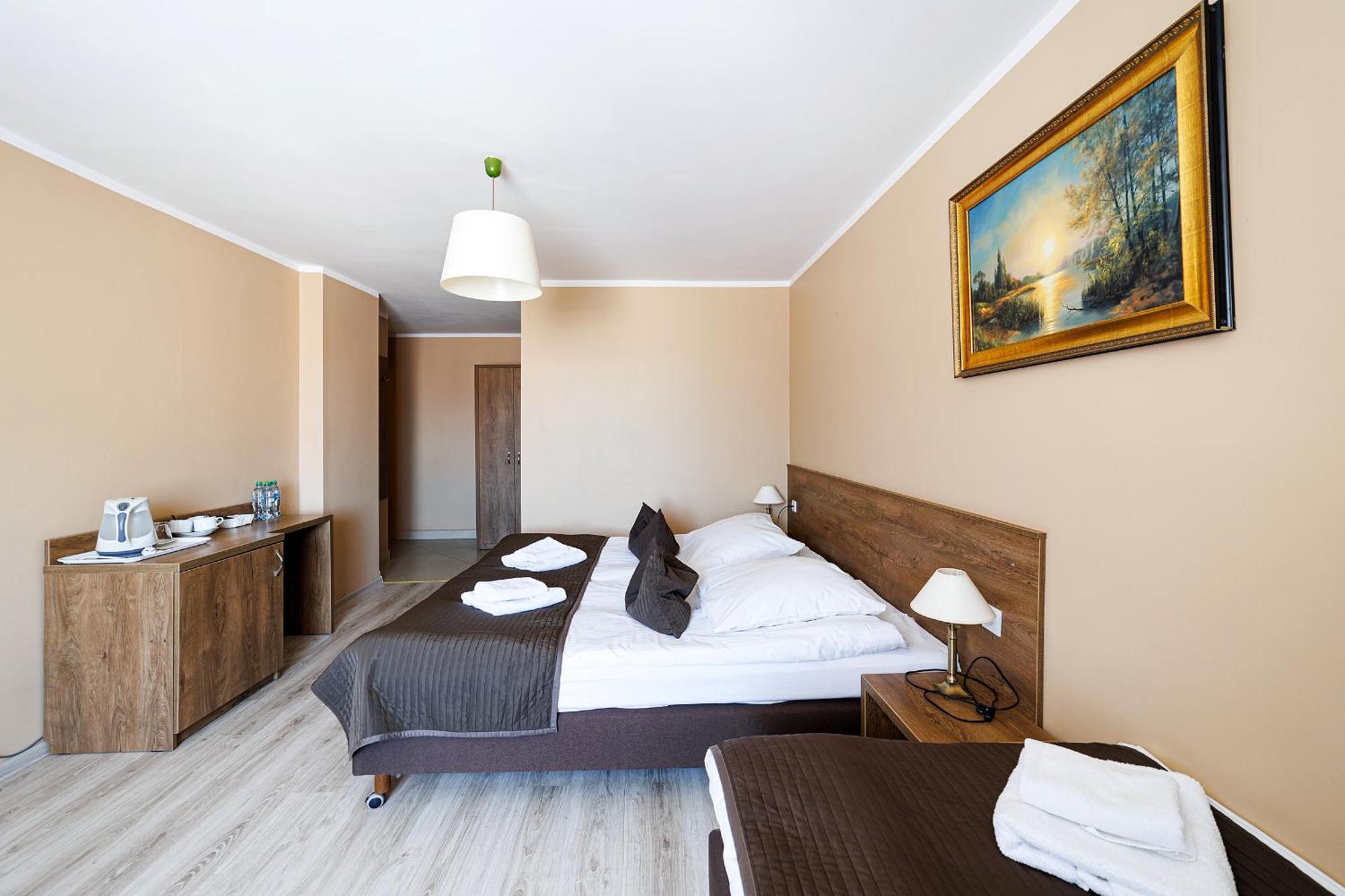 Stratos Bed & Breakfast Леба Екстериор снимка