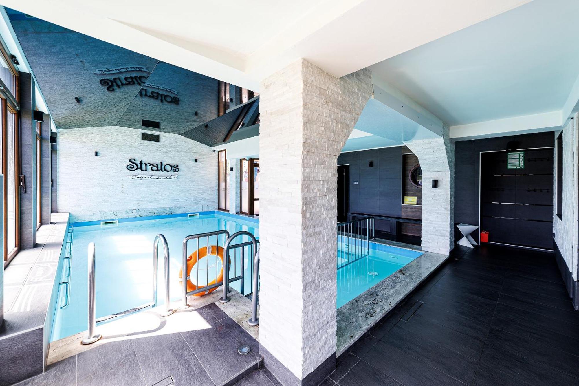 Stratos Bed & Breakfast Леба Екстериор снимка