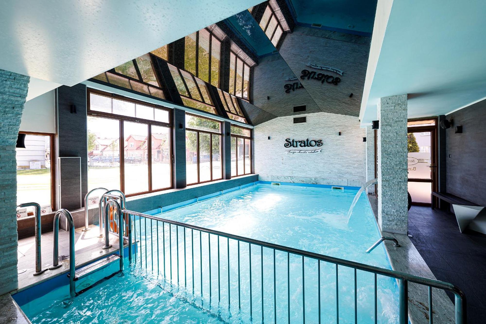 Stratos Bed & Breakfast Леба Екстериор снимка