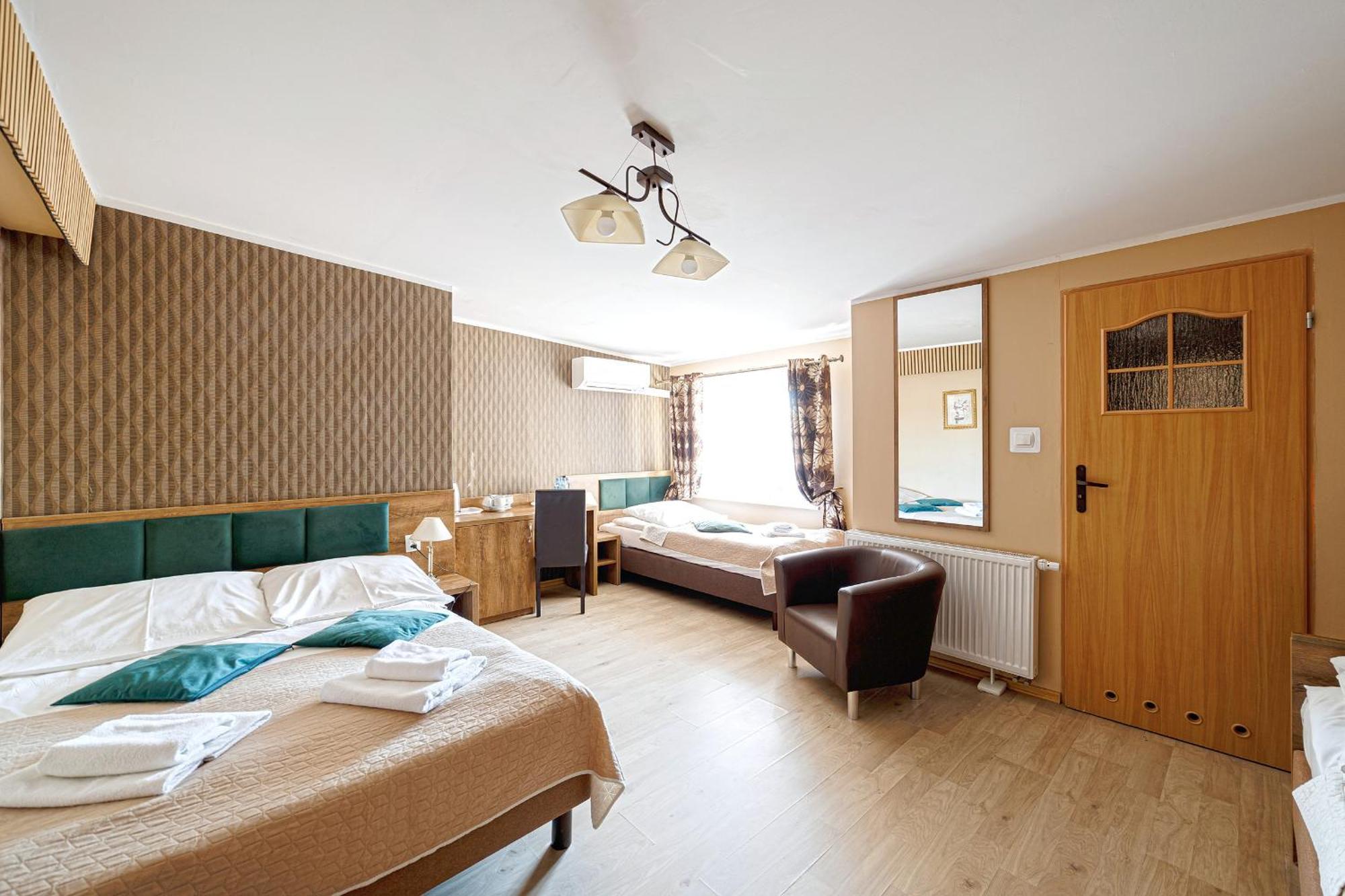 Stratos Bed & Breakfast Леба Екстериор снимка