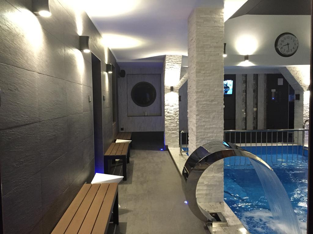 Stratos Bed & Breakfast Леба Екстериор снимка