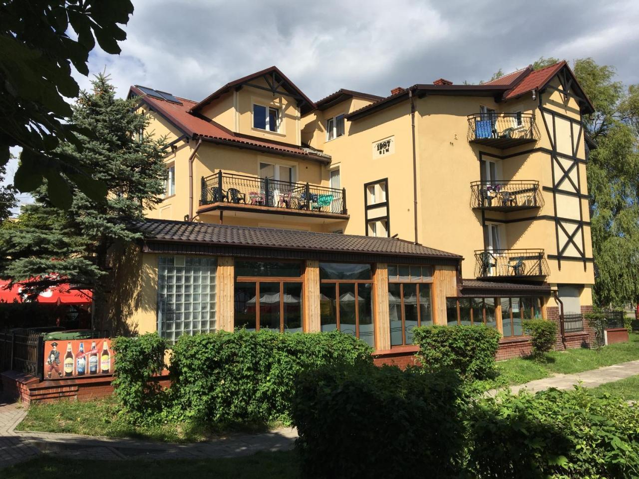 Stratos Bed & Breakfast Леба Екстериор снимка