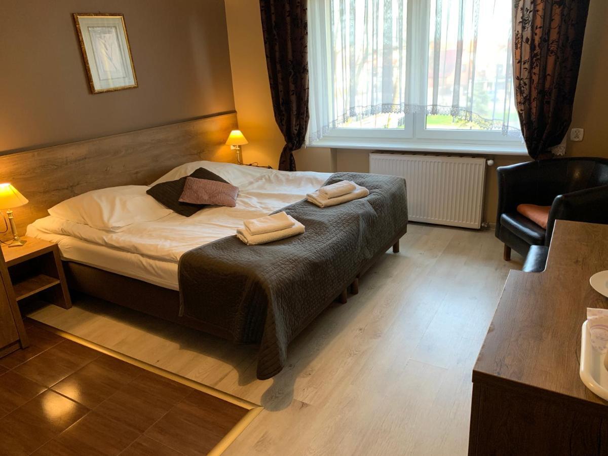 Stratos Bed & Breakfast Леба Екстериор снимка